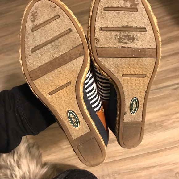 Adorable wedge heel boat soes - Picture 6 of 6